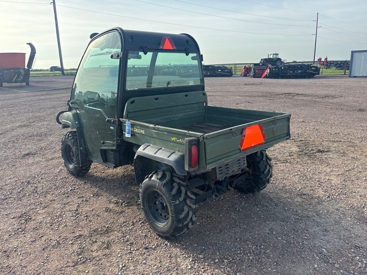 john-deere-gator-image-4