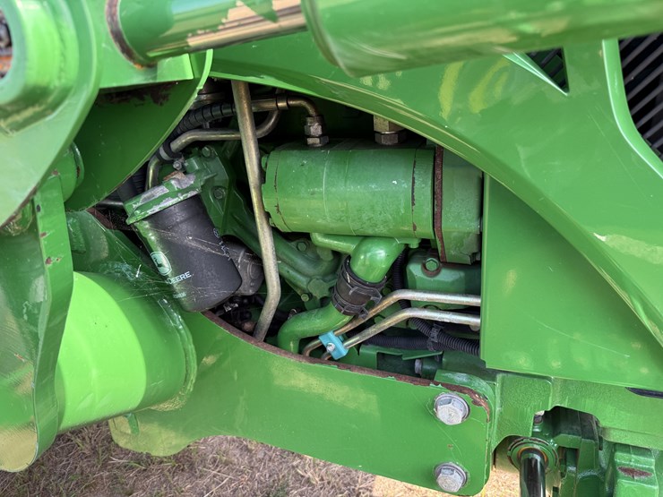 2014-john-deere-5100e-image-10