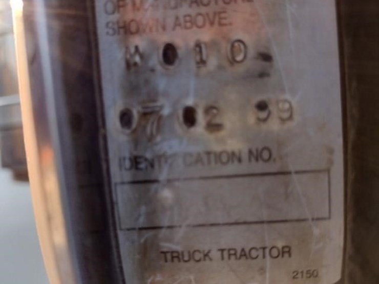 1999-kenworth-w900-image-5