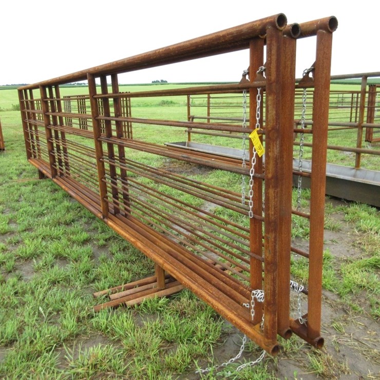 (4) Texas Built 25' Stand Alone Panels