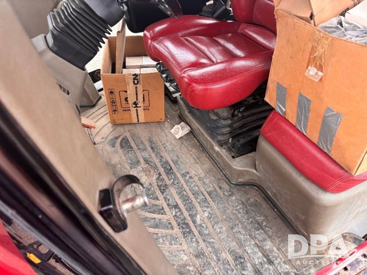 2015-case-ih-titan-3540-image-64