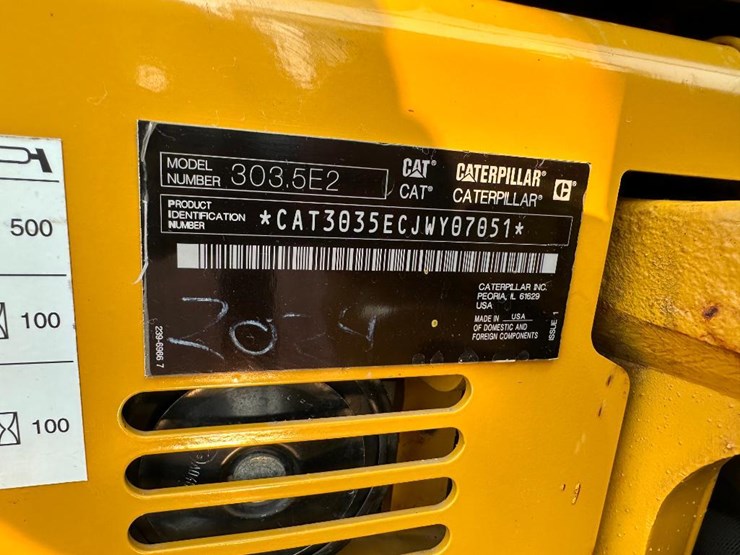 2020-caterpillar-303-image-60