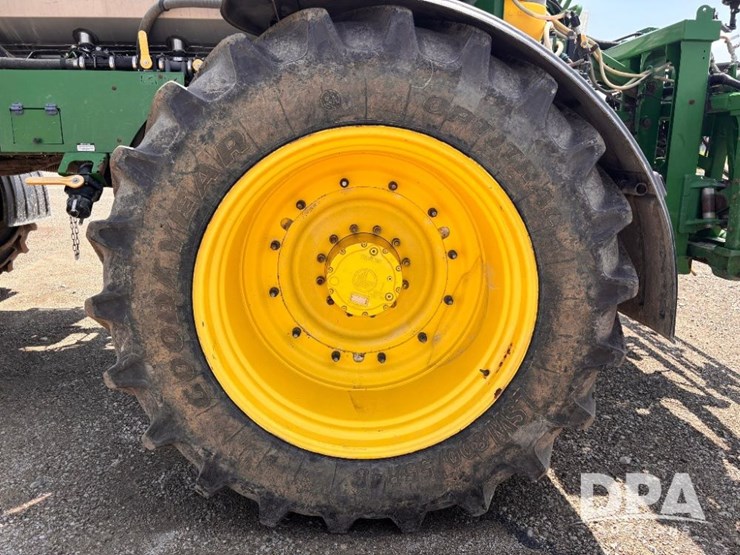 2017-john-deere-r4045-image-60