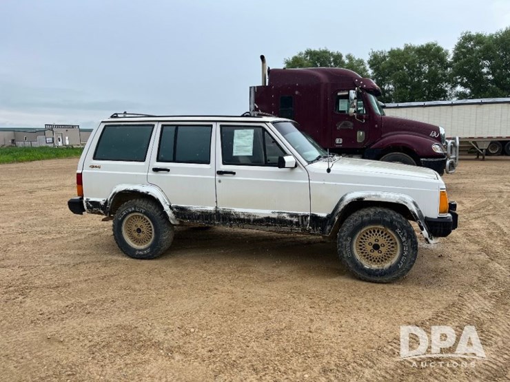 1990-jeep-cherokee-limited-image-7