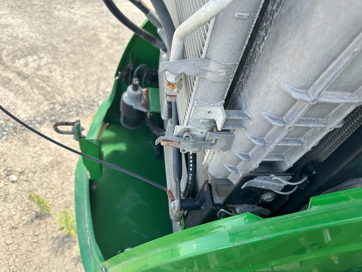 2018-john-deere-r4038-image-59