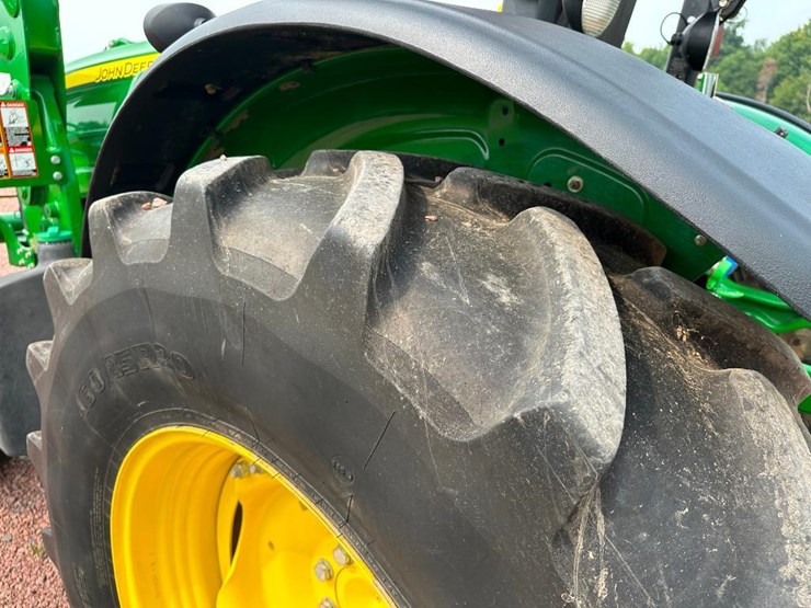 2018-john-deere-5075m-image-8