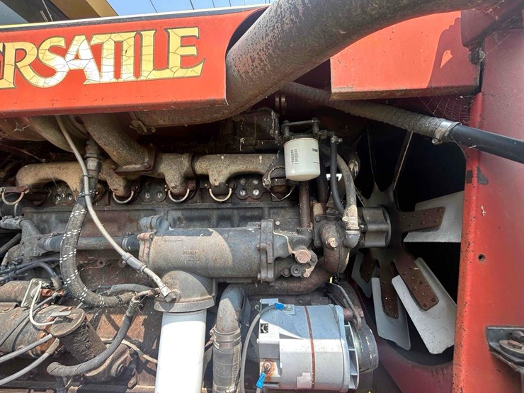 1982-versatile-895-image-18
