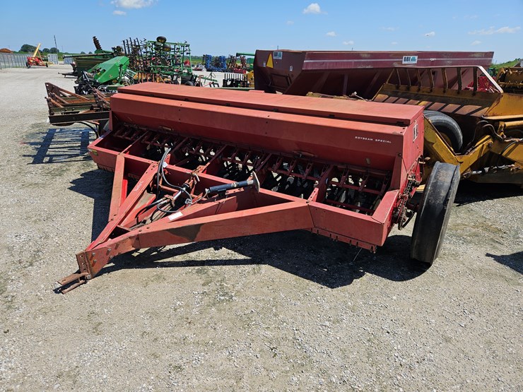 international-5100-image-1