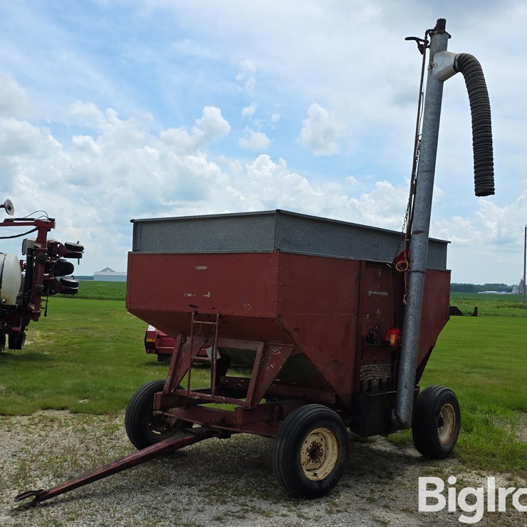 Dakon 8088 Gravity Wagon W/Seed Auger