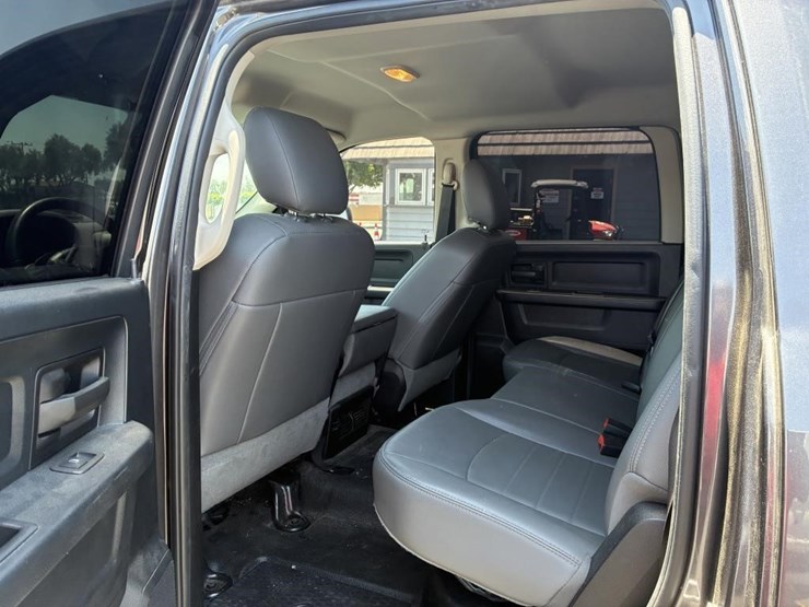 2016-dodge-ram-1500-image-11