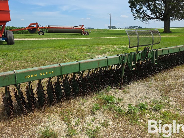john-deere-400-image-3
