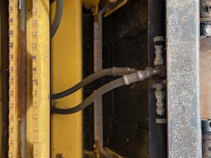 2005-john-deere-317-image-21