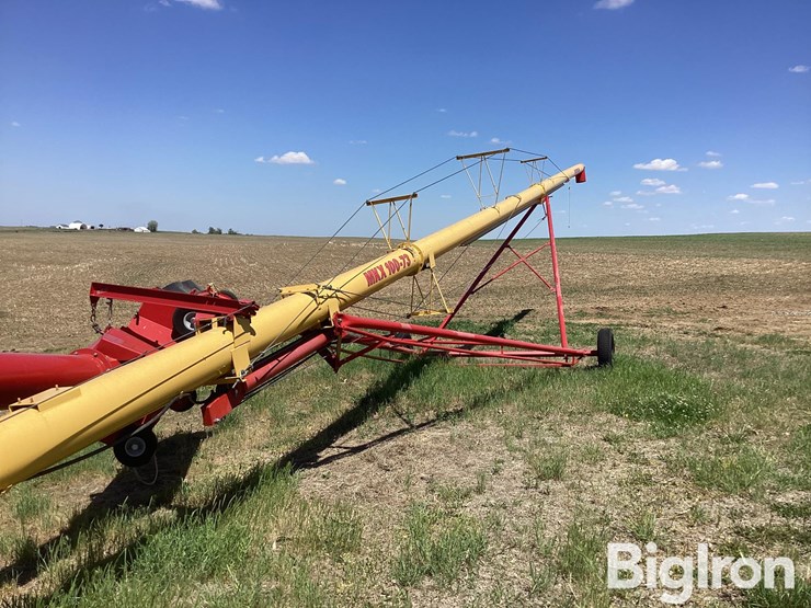 westfield-mkx-100-73-10-x-73'-swing-away-hopper-auger-image-12