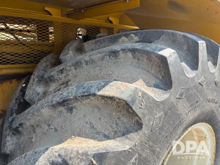 2006-john-deere-8-image-48