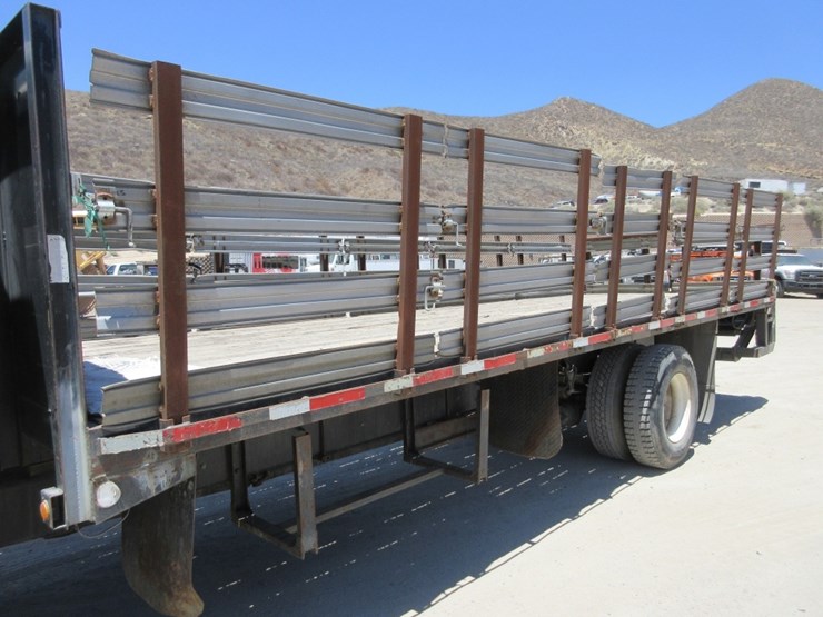 2014-international-durastar-4300-image-14