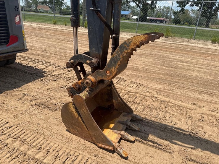 deere-35g-image-23