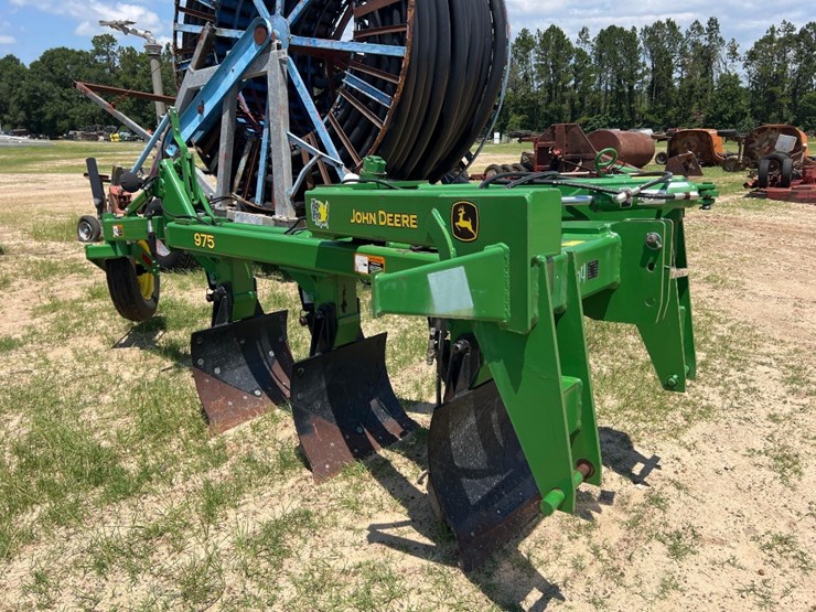 john-deere-975-image-1