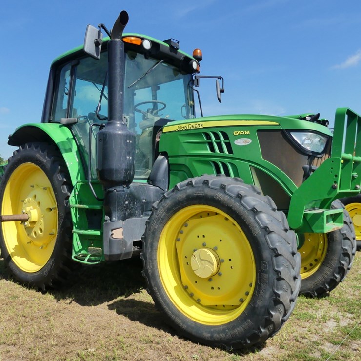 2016 JOHN DEERE 6110M