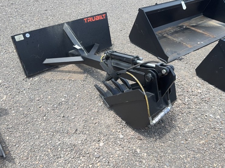 #2049-•-trubilt-skid-steer-stationary-backhoe-image-2