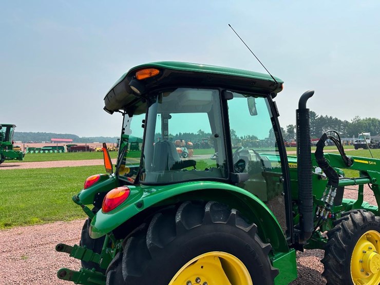 2020-john-deere-5075e-image-18
