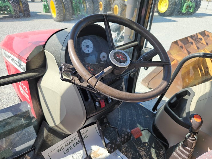 2020-massey-ferguson-6713-image-9