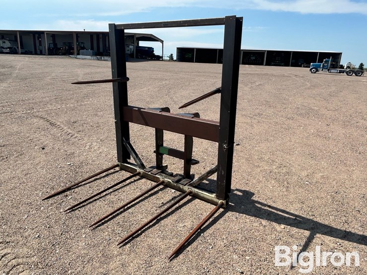 wheel-loader-bale-fork-attachment-image-2