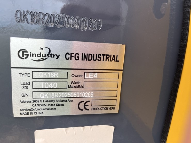 cfg-qk18r-mini-excavator-image-8