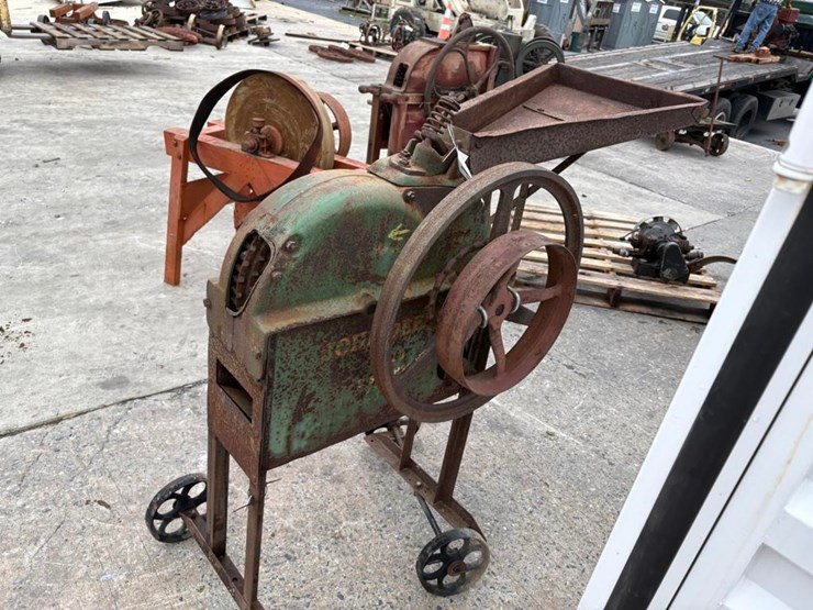 john-deere-corn-sheller-image-6