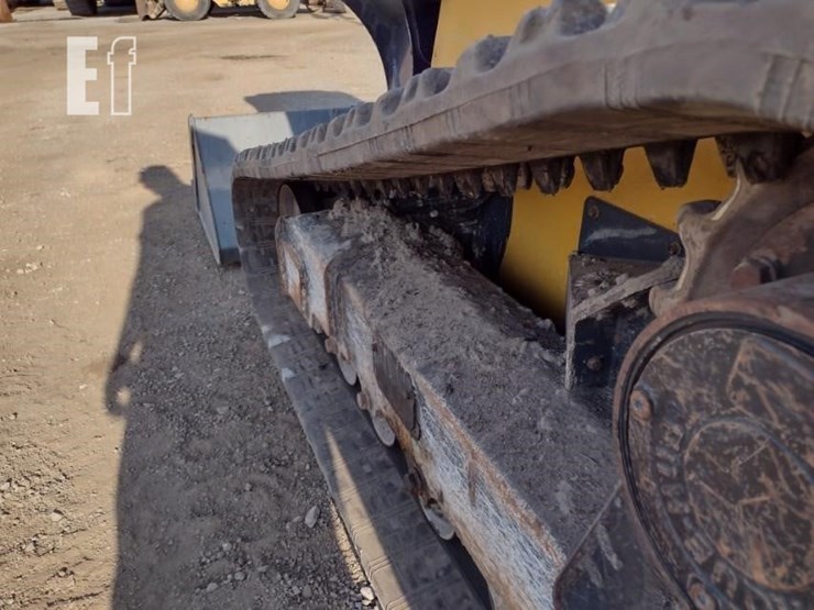 2022-deere-333g-image-22