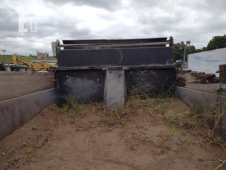 2007-ford-f750-xl-image-27