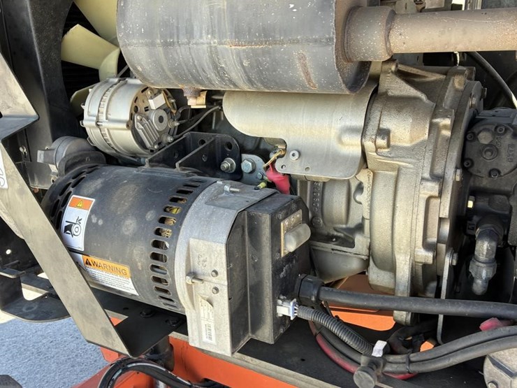 2007-jlg-400s-image-13