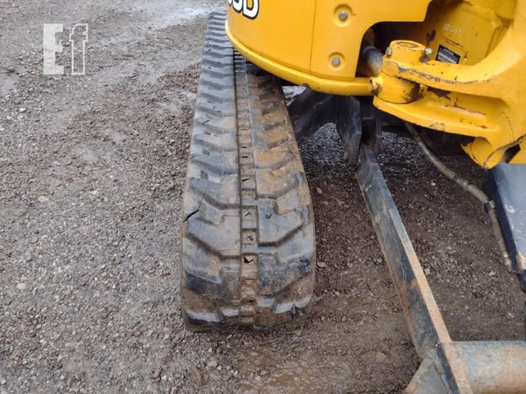 2007-deere-35d-image-45