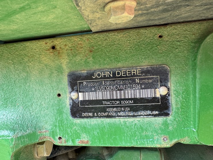 2021-john-deere-5090m-image-13