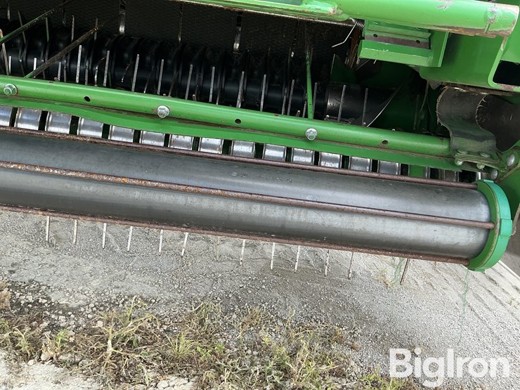 2015-john-deere-569-image-16