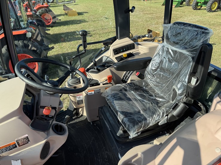 kubota-m7060-image-13