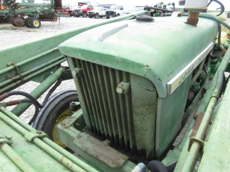 john-deere-2010-image-12