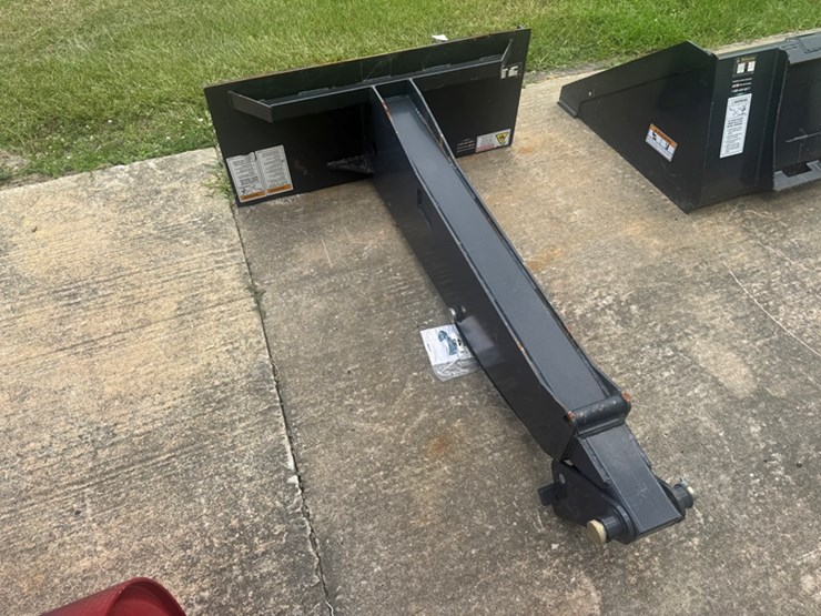 landhonor-skid-steer-mounted-84"-backhoe-digger-dgb-14-84d-image-4
