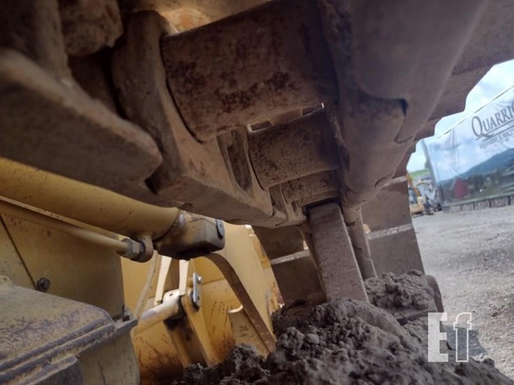 2006-caterpillar-953c-image-38