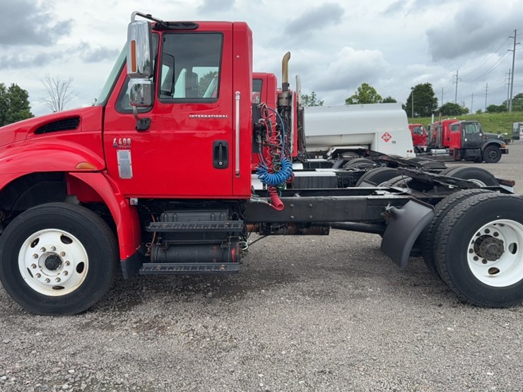 2006-international-4400-image-10
