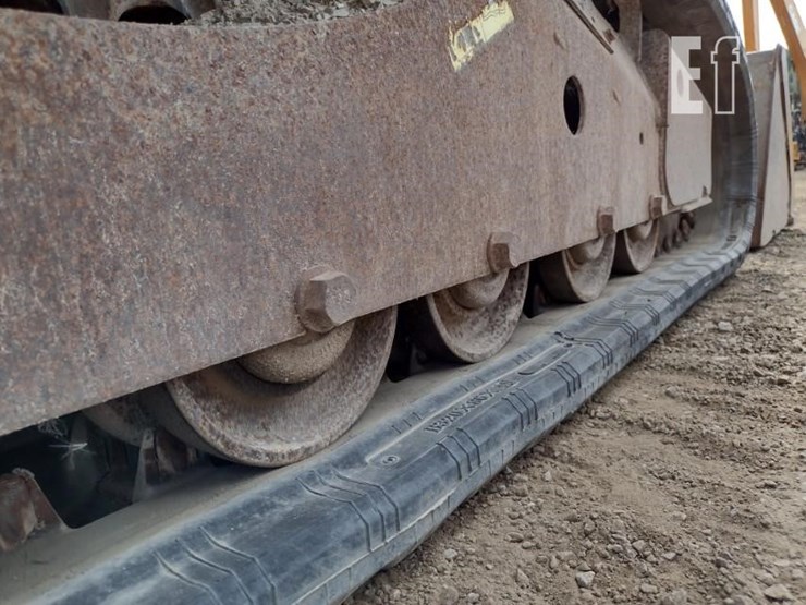 2014-bobcat-t590-image-32