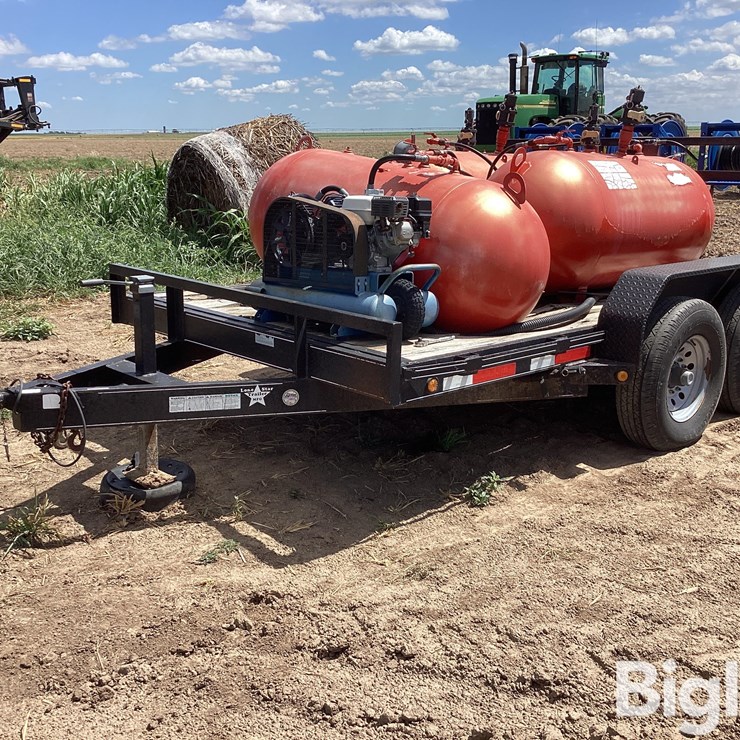 2010 Lone Star Oil Vac Trailer
