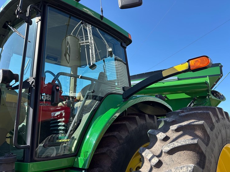 2005-john-deere-8220-image-11
