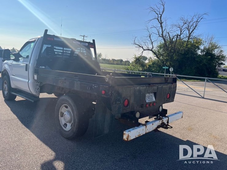 2006-ford-f350-image-15
