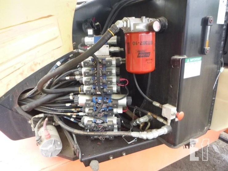 2013-jlg-600aj-image-9