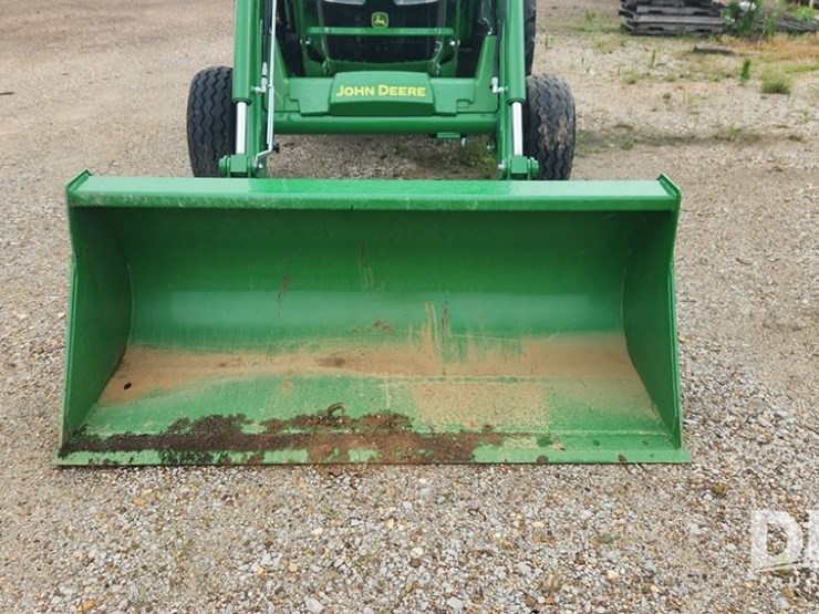 2021-john-deere-5075e-image-12