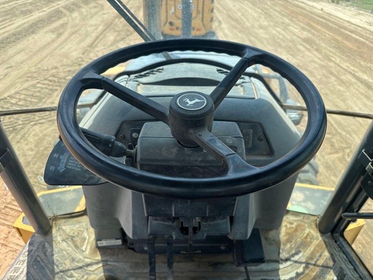 deere-310sj-image-25
