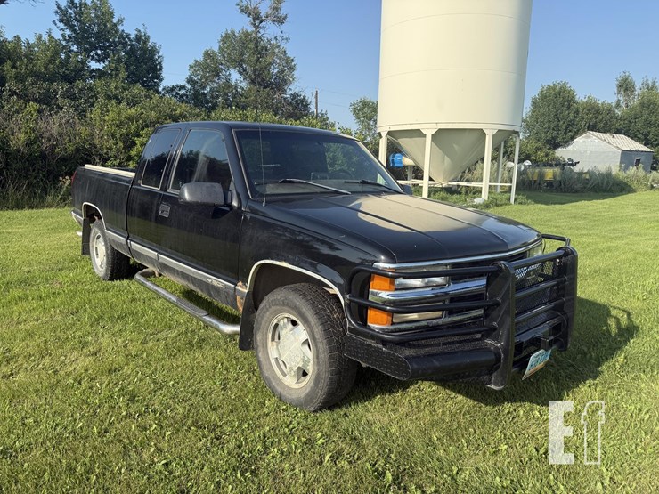1998-chevrolet-1500-image-2