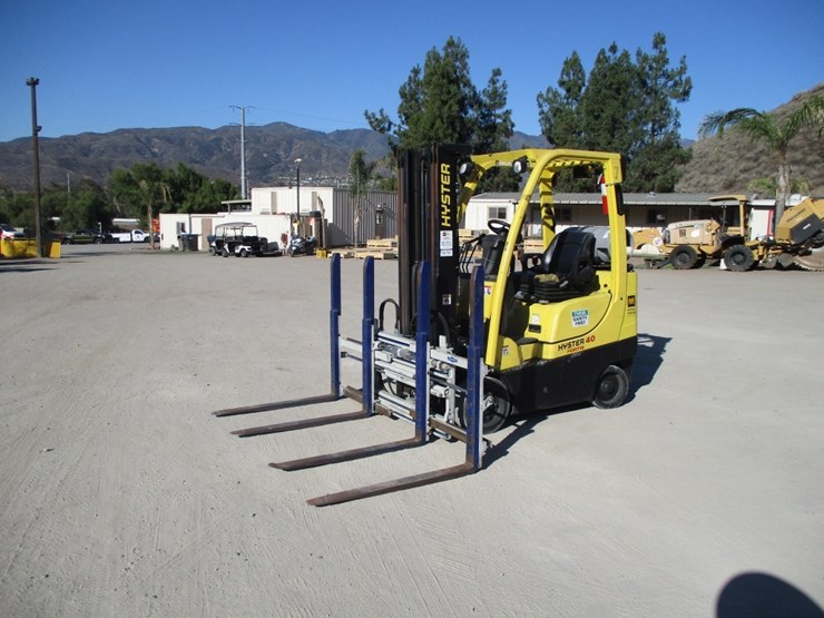 2017-hyster-s40fts-image-1