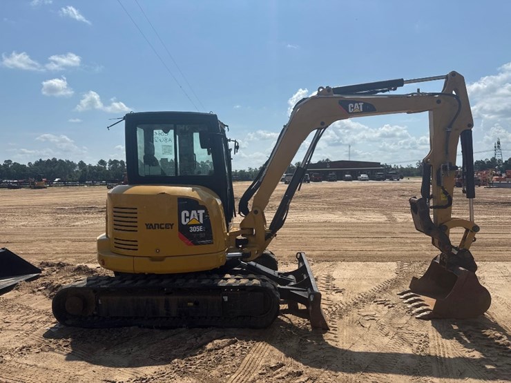 caterpillar-305e2-cr-image-6