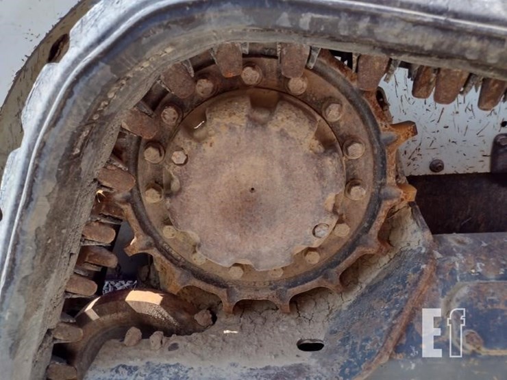 2019-bobcat-t595-image-27